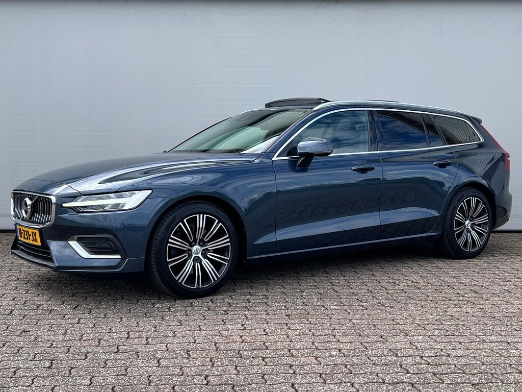 Volvo V60 T4 Inscription | NL auto | dealer onderh.| Polestar Engineerd