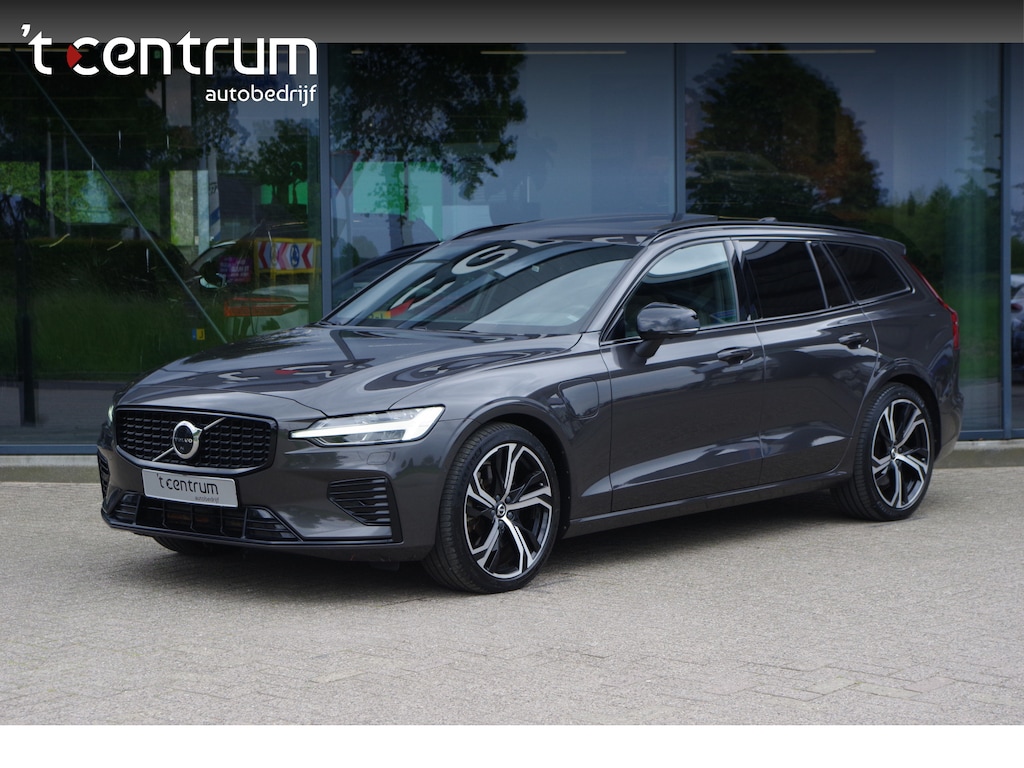 Volvo V60 2.0 T8 Plug-in Hybrid 456 PK AWD Ultimate Dark, Panoramadak, H/K Sound, 360 Camera