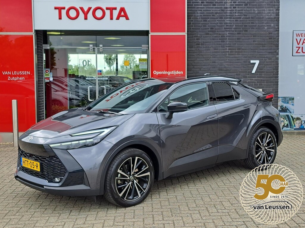 Toyota C-HR / C-HR+ 2.0 Plug-in Hybrid 220 Executive ELEKTRISCHE- ACHTERKLEP & STOELEN MET GEHEUGENFUNCTIE AMBIENT VERL. JBL