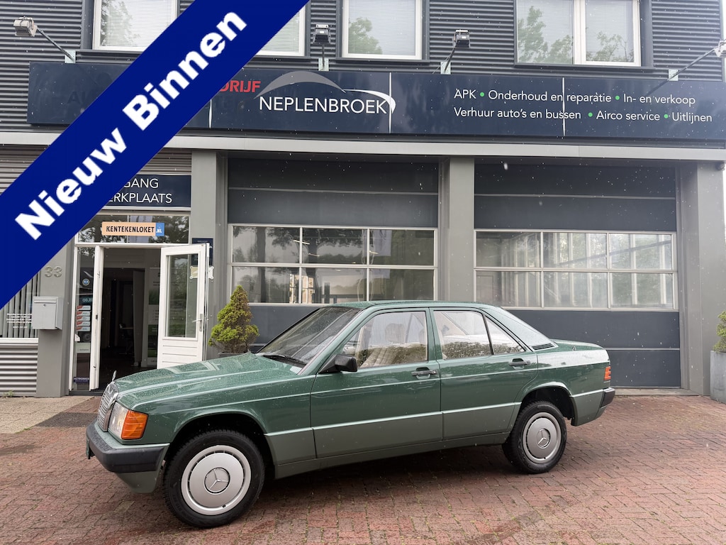 Mercedes-Benz 190-Serie 2.0 Bj 1988 Automaat Uniek Schuurvonds moet gezien worden !!