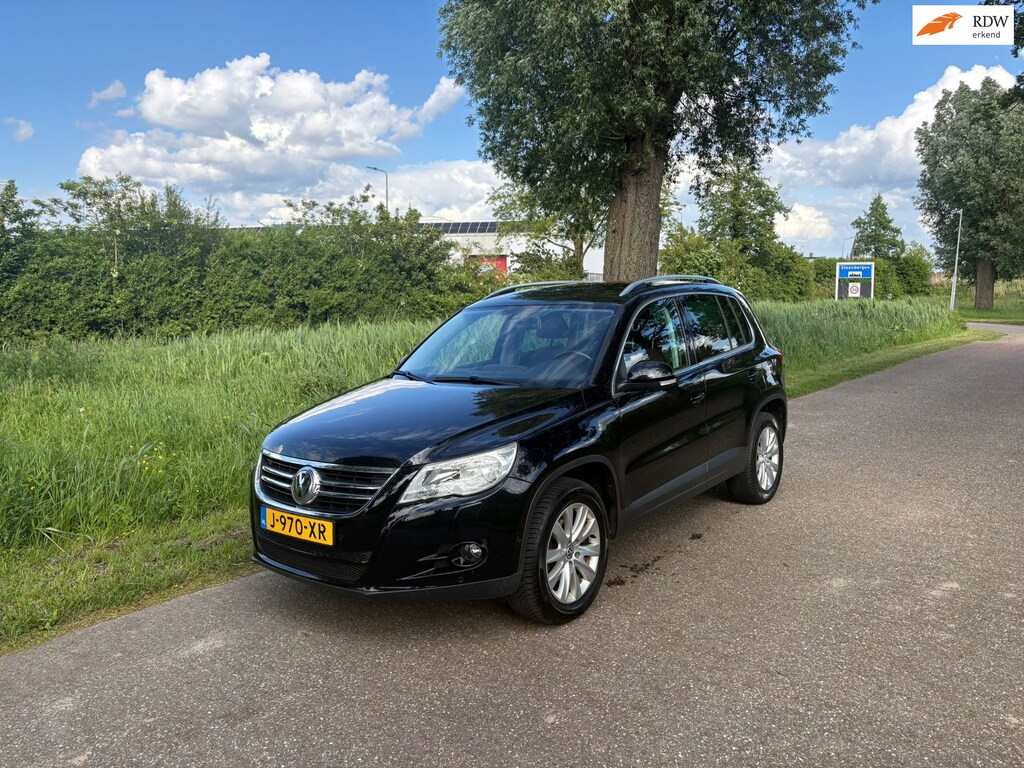 Volkswagen Tiguan 1.4 TSI Sport&Style 4Motion 1e Eigenaar Stoelverwarming Airco Pdc Voor En Achter Trekhaak Cruise Leder Bekleding