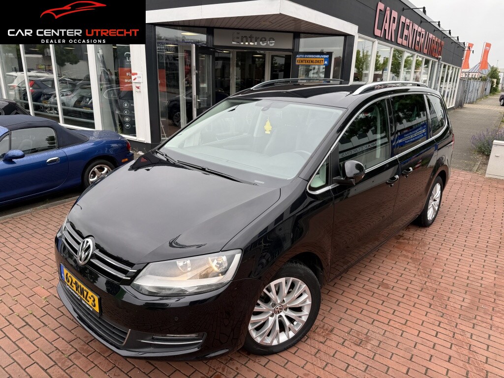 Volkswagen Sharan 1.4 TSI Highline 7p airco navi leer trekhaak