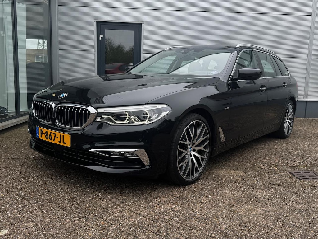 BMW 5-Serie 530I XDRIVE 252PK | XDRIVE | HUD | LUXURY LINE | PANO