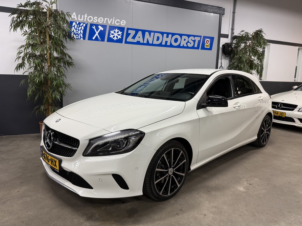Mercedes-Benz A-klasse 180 Ambition // 17 inch // Stoelverw. // Navi