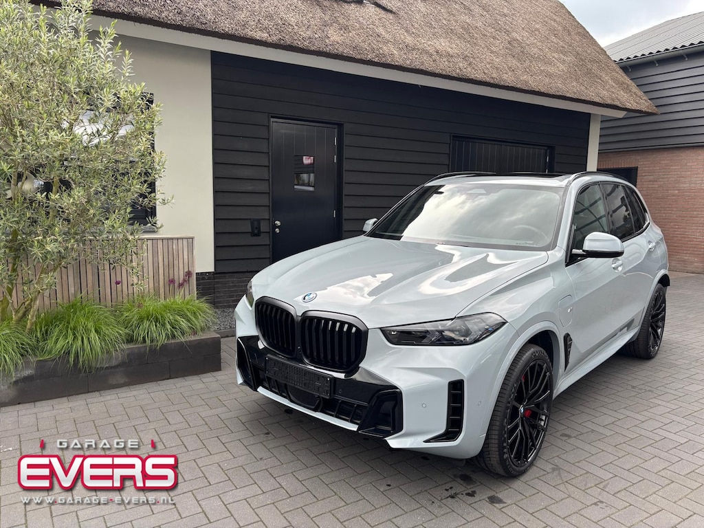 BMW X5 xDrive50e M-Sport Pro|Pano|H&K|Trekhaak|22"| BTW AUTO