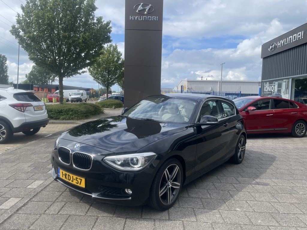 BMW 1-Serie 116i Upgrade Edition*RIJKLAARPRIJS*