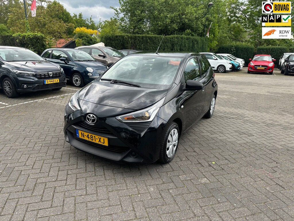 Toyota Aygo 1.0 VVT-i x-fun , 5 deurs , airco , 125.000 km