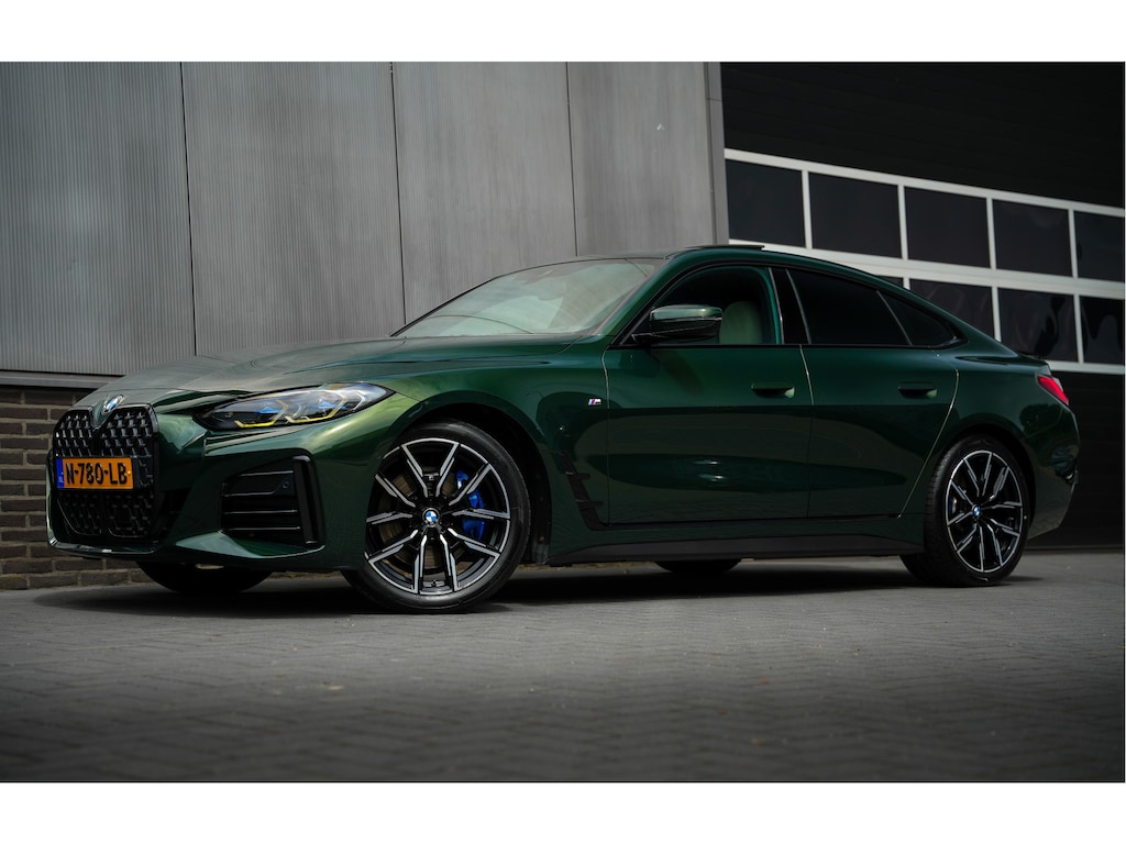 BMW 4-Serie Gran Coupe 430i 245 pk Business Edition Plus M-Sportpakket / Sanremo-Groen/ Pano-Dak/ Leder/ Laser/ Sport-Stoelen/ Stoel.Verw/ Head-Up/ Camera/ Trekhaak/ 18''LMV
