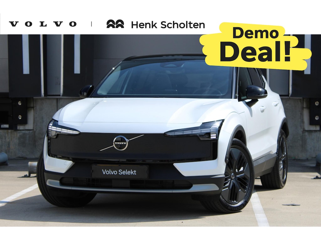 Volvo EX30 Cross Country Twin Motor Performance Ultra 69 kWh | DEMO DEAL | 360º camera | Panorama Dak | 22KW Boordlader | Elektrisch Verstelbare Voorstoelen | Audio by Harman Kardon | Keyless Entry | Extra Getint Glas Achter