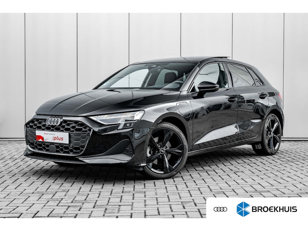 Audi A3 Sportback 40 TFSI e S edition 204PK | Panorama Dak | Stoelverw. voor | Dodehoek Detectie | Camera Achter | Apple Carplay/Android Auto