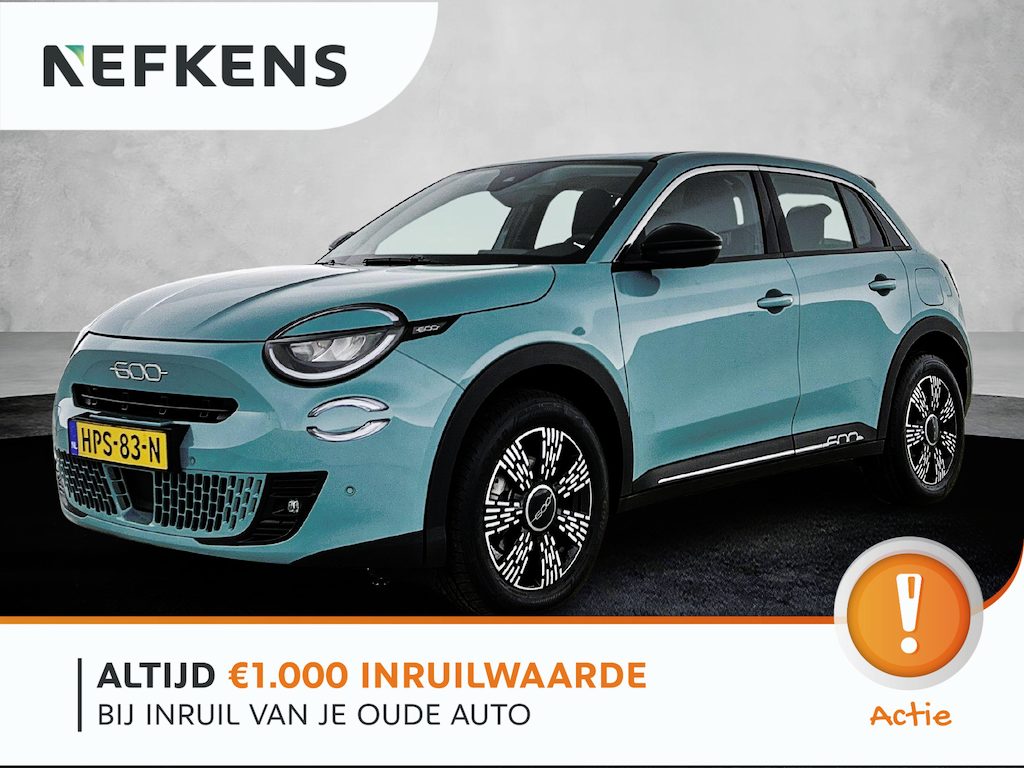 Fiat 600 Urban 110pk Hybrid Automaat | Navigatie | Camera achter | Stoelverwarming | Cruise control | Apple Carplay en Android auto