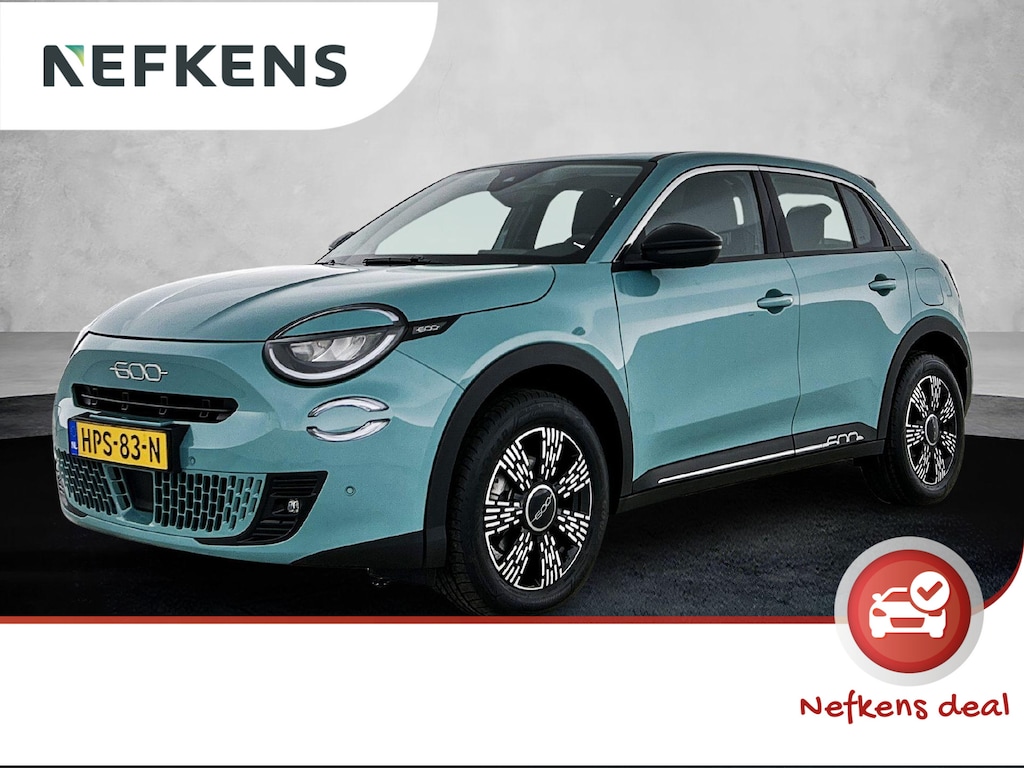 Fiat 600 Urban 110pk Hybrid Automaat | Navigatie | Camera achter | Stoelverwarming | Cruise control | Apple Carplay en Android auto