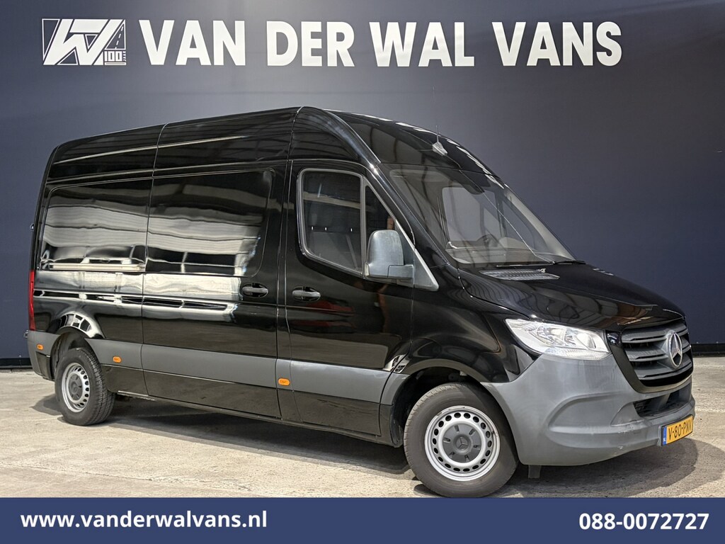Mercedes-Benz Sprinter 314 CDI 143pk L2H2 Euro6 Airco | Camera | Apple Carplay | Trekhaak | Cruisecontrol Android Auto, Stoelverwarming, 270 Graden Achterdeuren, Parkeersensoren, Bijrijdersbank