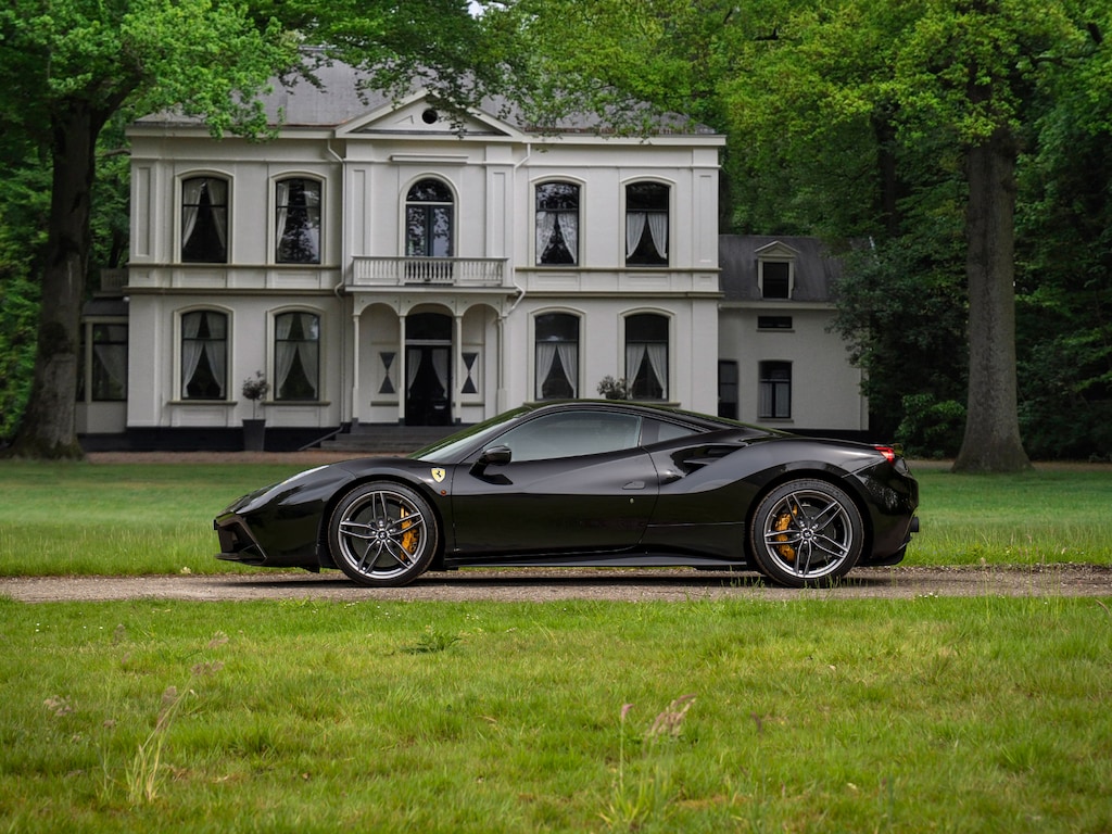 Ferrari 488 3.9 GTB HELE | Veel carbon! | Front-lift | JBL | CarPlay
