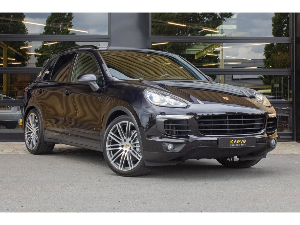 Porsche Cayenne 3.6 S Sport Chrono| Sportstoelen | BOSE | Pano