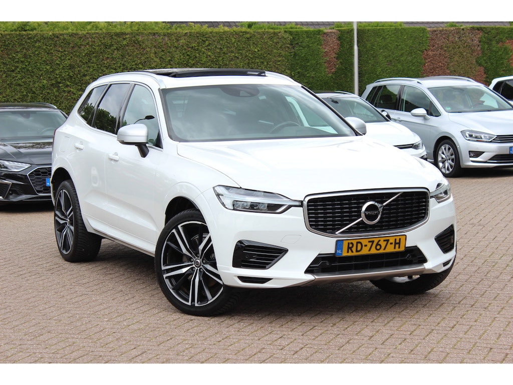 Volvo XC60 2.0 T8 Twin Engine AWD R-Design / Trekhaak / Panoramadak / Leder / CarPlay / 21'' / Parkeerhulp V+A / Stoelverwarming / DAB / Cruise Control