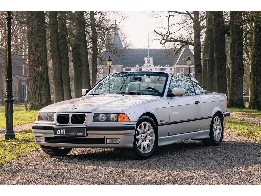 BMW 3-Serie Cabrio 328i BMW 328I, E36, Sportstuurwiel leder, BMW LM wiel Classic, Sportstoel, Radio BMW Reverse RDS.