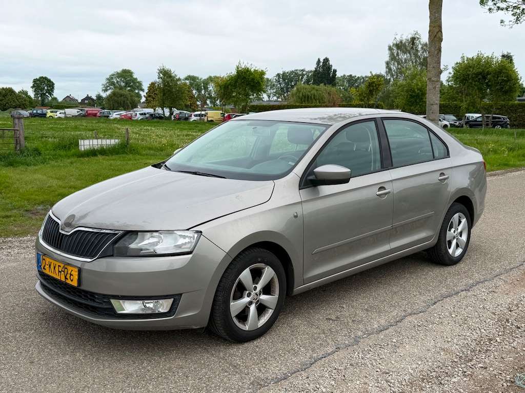 Skoda Rapid 1.2 TSI Greentech Elegance LEES TEKST APK 05-2026