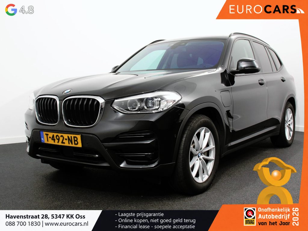 BMW X3 xDrive30e Plug in Hybride Advantage Automaat Navigatie Climate Control Adaptieve Cruise Control Head up display Led Dab Parkeer sensoren V+A Stoelverwarming Camera