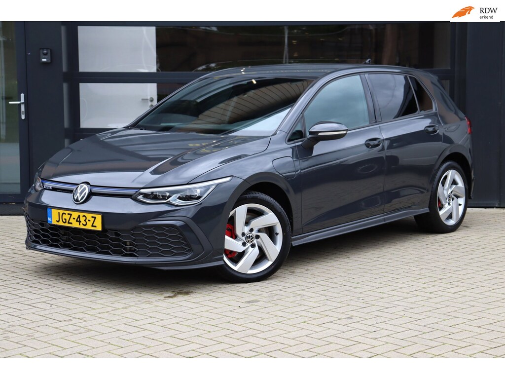 Volkswagen Golf 1.4 eHybrid GTE | Camera | Stoel/Stuur Verwarming | Clima | Adaptive Cruise | Apple Carplay | Navi
