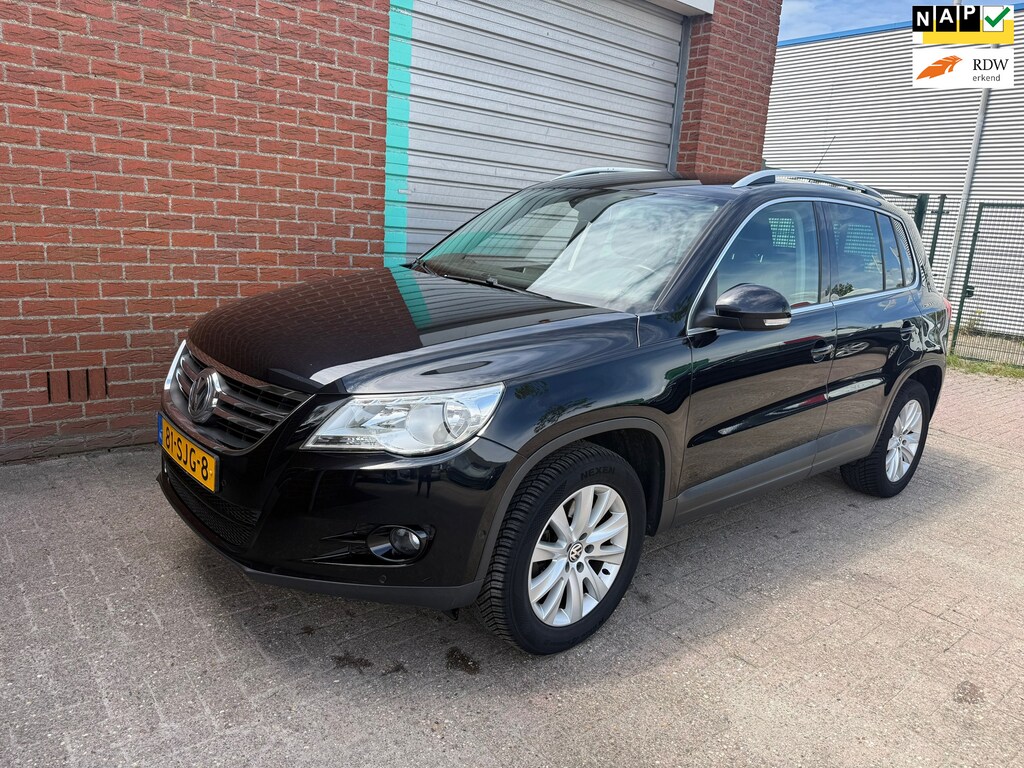 Volkswagen Tiguan 1.4 TSI Sport&Style NAV.+ Clima Bj:2012 NAP!