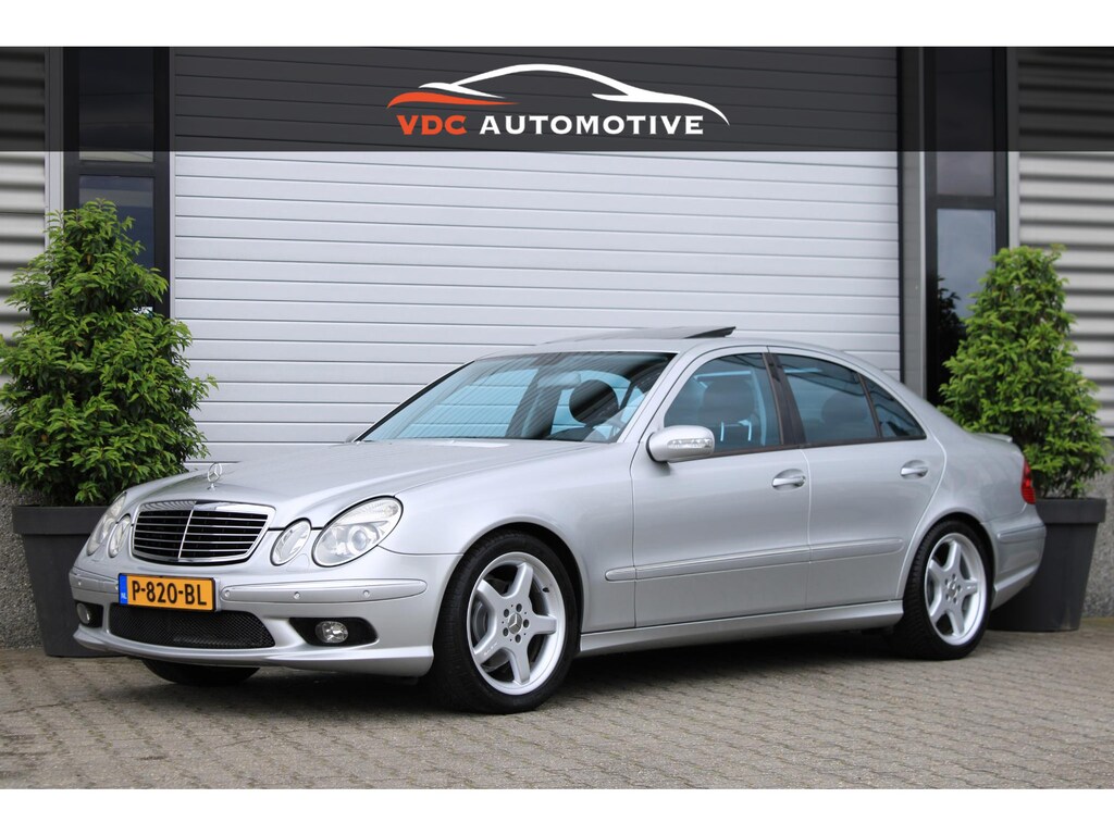 Mercedes-Benz E-klasse 350 AMG Schuifdak | Trekhaak | Memory | Zonnerolle | Airmatic | Leder | Stoelverwarming | Xenon | Comand | BTW