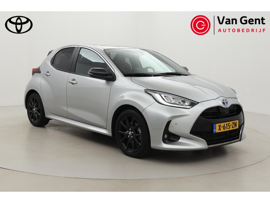 Toyota Yaris 1.5 Hybrid Executive | Dodehoek detectie | Apple Carplay / Android Auto | Stoel-/stuurverwarming | Parkeersensoren voor/achter | 17 inch