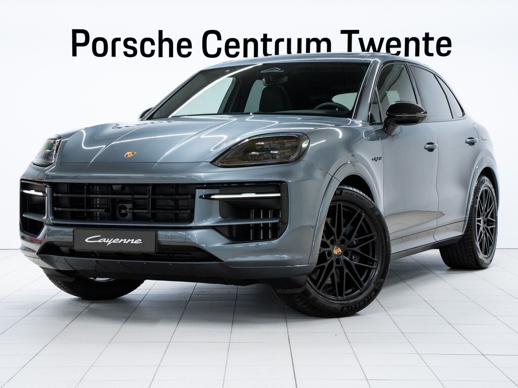 Porsche Cayenne E-Hybrid Black Edition