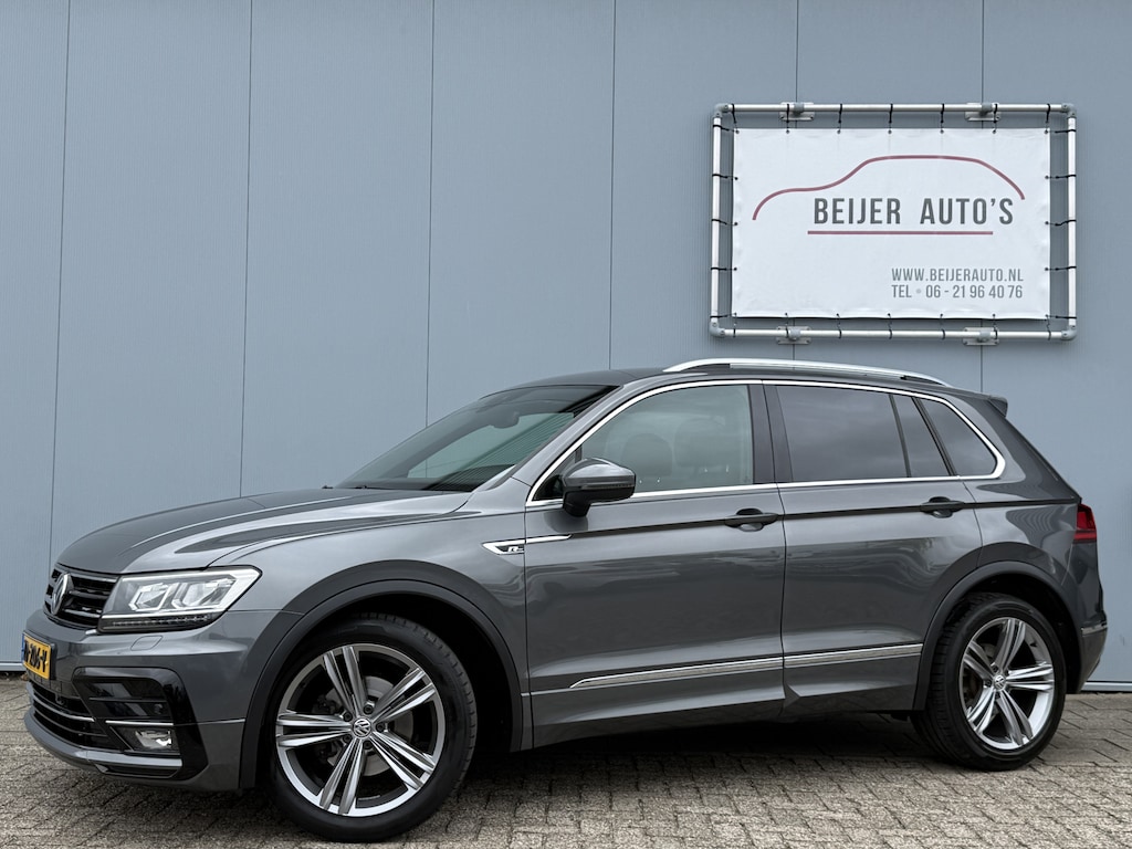 Volkswagen Tiguan 1.4 TSI Highline Business R Trekhaak/Apple Carplay.