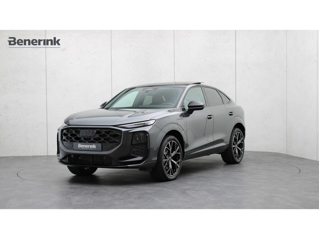 Audi Q3 Sportback 200kW e-hybrid S edition | Panoramadak | Leder | Adaptieve Cruise Control | 20 Inch