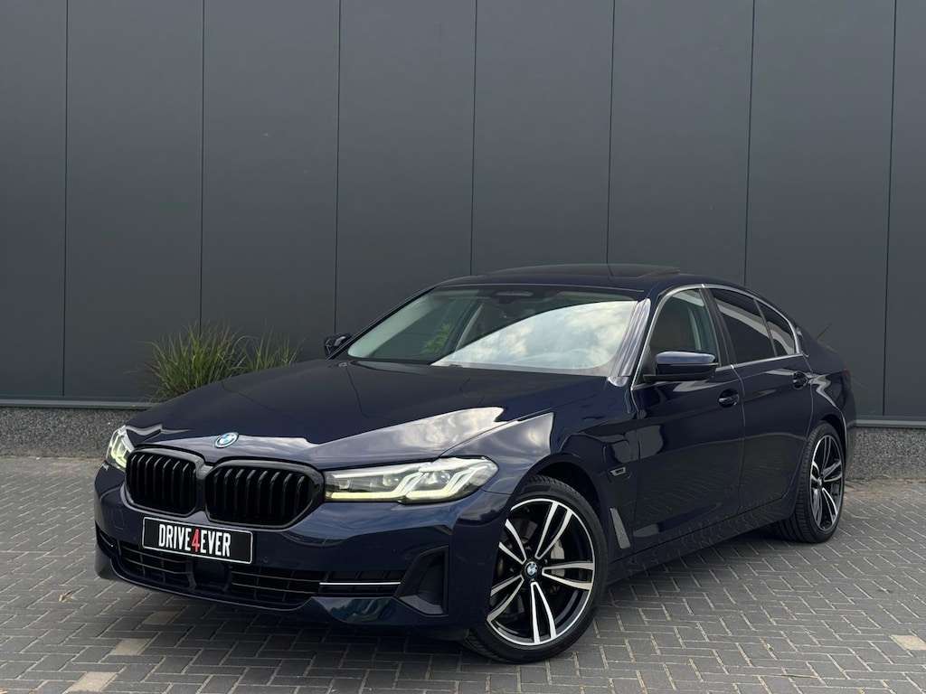 BMW 5-Serie 520e LCI High Executive | Facelift | Pano | Leder