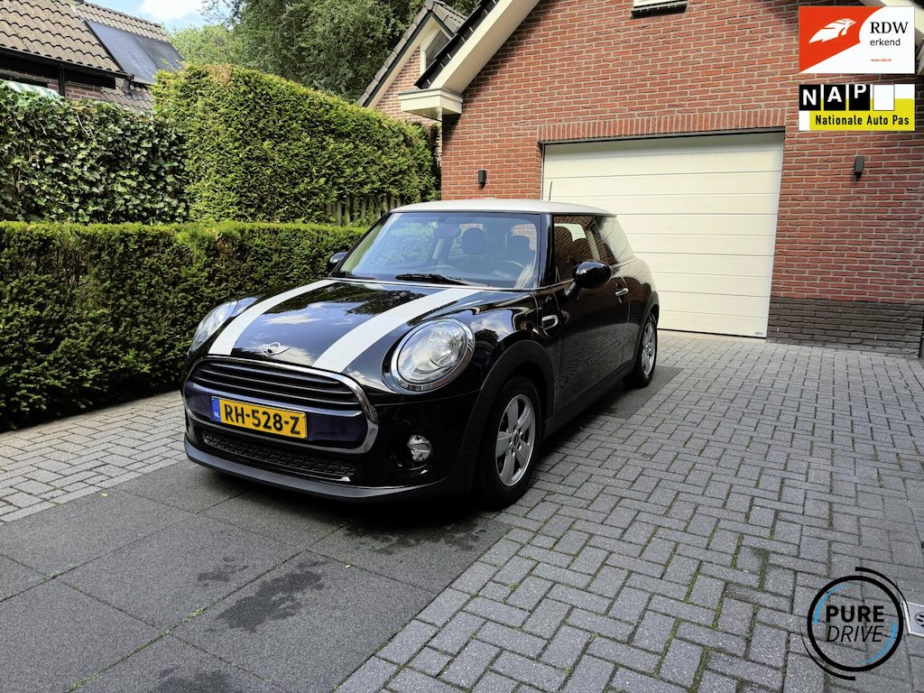 MINI Cooper Mini 1.5 Business | PDC | Navi | Bj.2017 | LMV | 1ste
