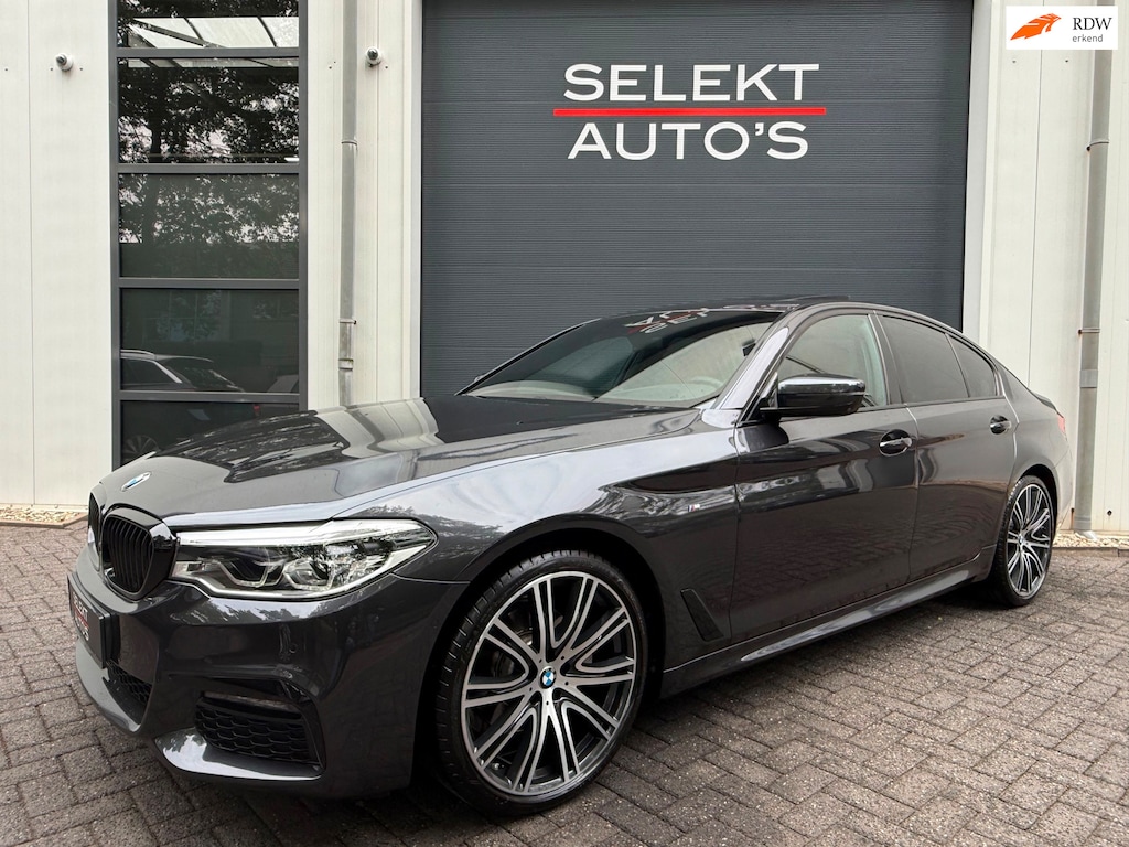 BMW 5-Serie 520i High Executive Edition M-Sport NAP Schuifdak/Leder/20 Inch/HK/Car Play/LED/Memory/360 Camera/ACC/Apk 04-2028