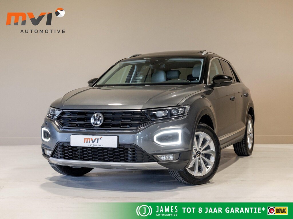 Volkswagen T-Roc 1.5 TSI Style / 150pk / Panorama dak / Lederen bekleding / Achteruitrijcamera / Stoelverwarming /