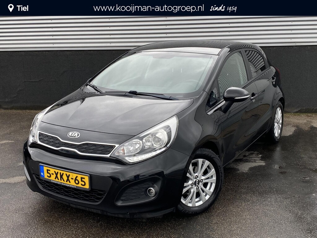 Kia Rio 1.2 CVVT World Cup Edition Nieuw geleverd en dealeronderhouden, Cruise control, Airco, Bluetooth, Privacy glass