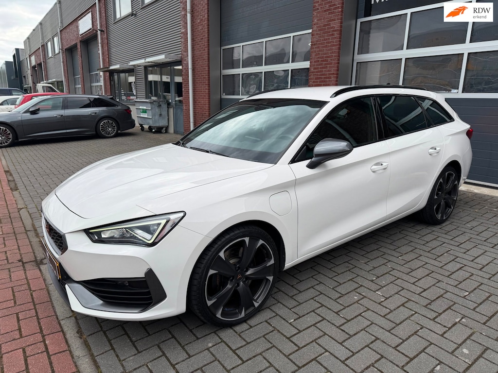 CUPRA Leon Sportstourer 1.4 e-Hybrid 245 LED Sfeer Navi PDC
