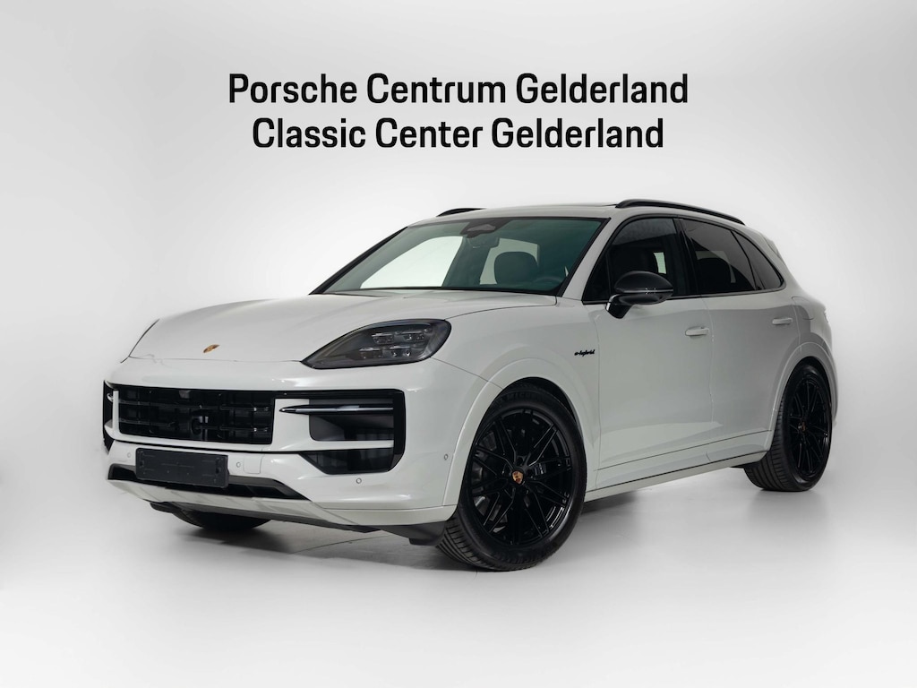 Porsche Cayenne E-Hybrid Black Edition