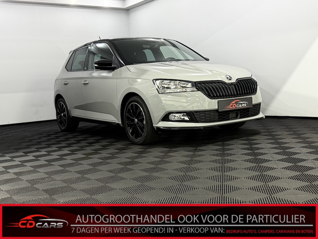 Skoda Fabia 1.0 TSI Monte carlo Camera, Apple carplay, Keyless start, Cruise control, A start stop, A start stop, Clima, Lichtmetalen velgen .