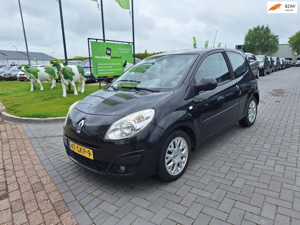 Renault Twingo 1.2-16V Initiale / Luxe uitvoering / APK juni 2027
