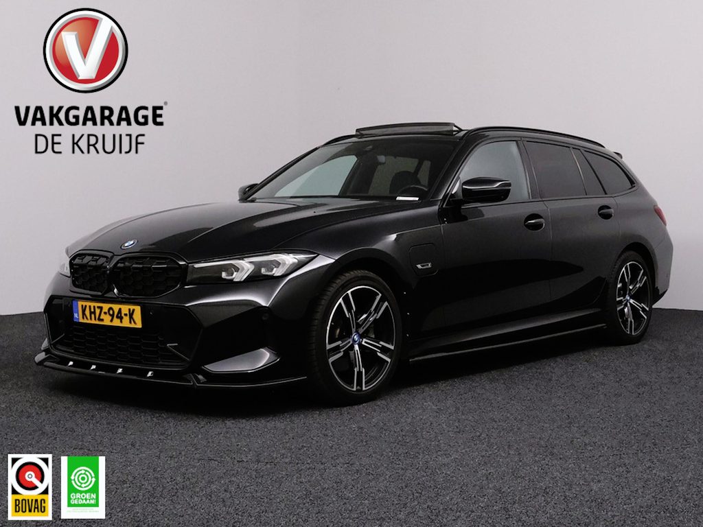 BMW 3-Serie Touring 320e M-Sport | Panoramadak | 360° Camera | Elektr. Voorstoelen met Memmory!