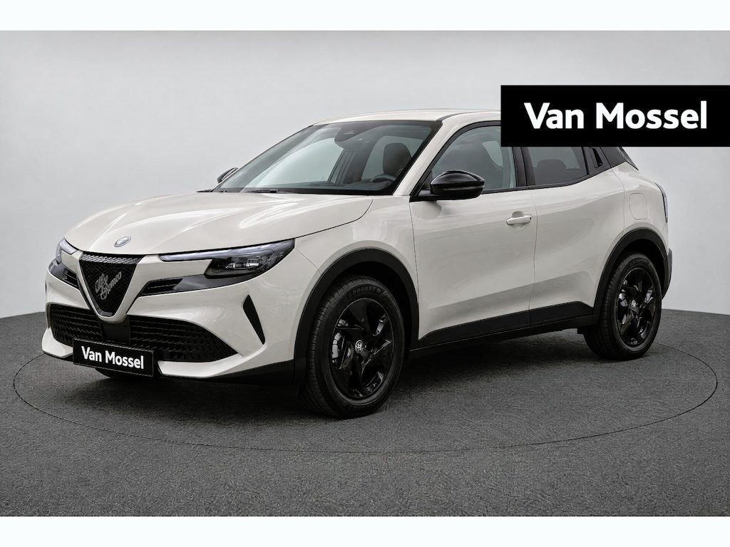 Alfa Romeo Junior 1.2 Turbo Hybrid Ibrida | Carplay | Adaptive cruisecontrol |