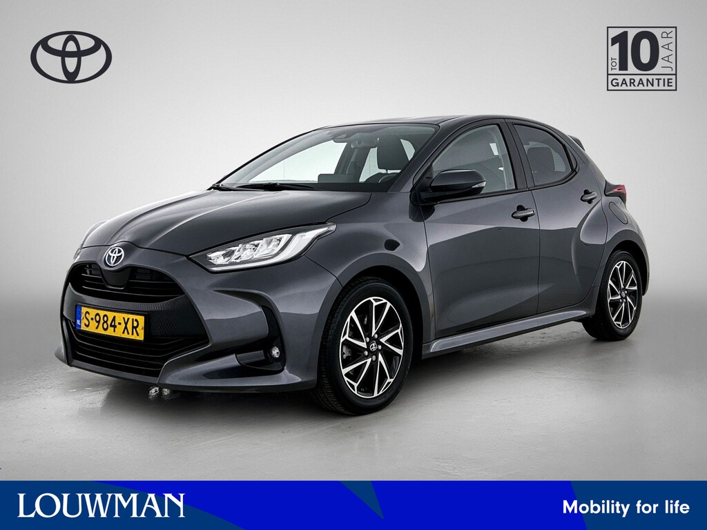 Toyota Yaris 1.5 Hybrid 115 First Edition | Stoelverwarming | Airco | Achteruitrijcamera