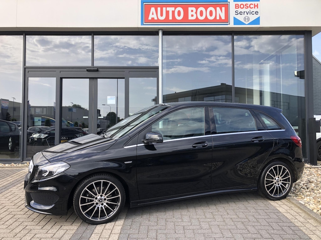 Mercedes-Benz B-klasse 180 AMG EDITION AUTOMAAT APPCARPLAY/P-CAM/LED/ NAVI/2XPDC/18''AMG/SFEER/STOELVERWARMING/MEDIA/BTA/S&S/ - 2 EIG./NL AUTO/KM=NAP