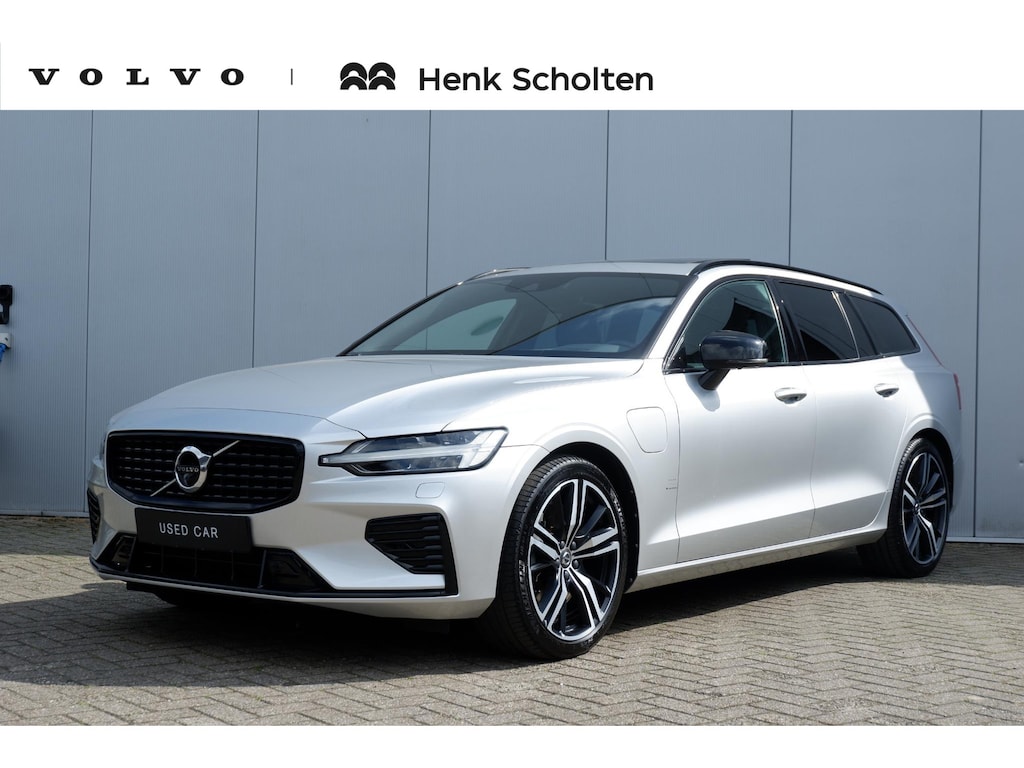 Volvo V60 T6 Recharge AWD R-Design | Elektrisch verstelbare bestuurdersstoel met geheugen | Adaptive Cruise Control & Pilot Assist | Premium Audio Harman & Kardon | Rondomzicht camera | Voorstoelen en stuurwiel verwarmd | Achterbank verwarmd | Trekhaak semi elektrisch | Keyless entry & drive | Dodehoekdetectie met correctie | Apple Carplay & Android Auto | Extra getint glas | Standkachel |