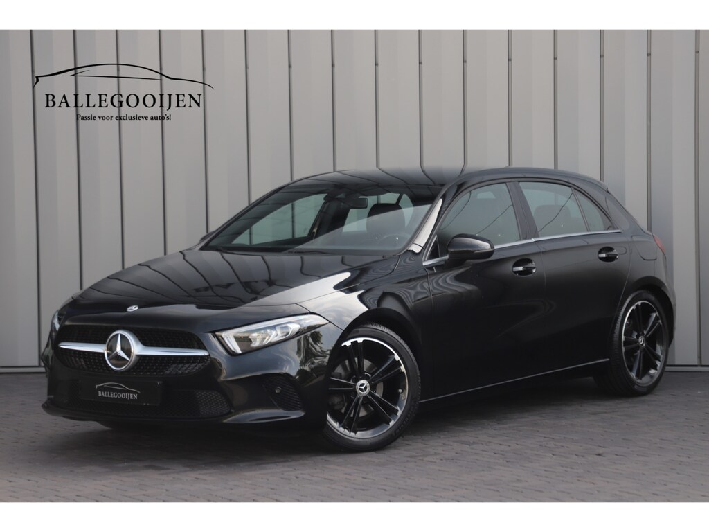 Mercedes-Benz A-klasse 180d Business Solution | 116PK | Led | Widescreen | Stoelverwarming | Trekhaak | Cruise | NL-Auto | 2018.