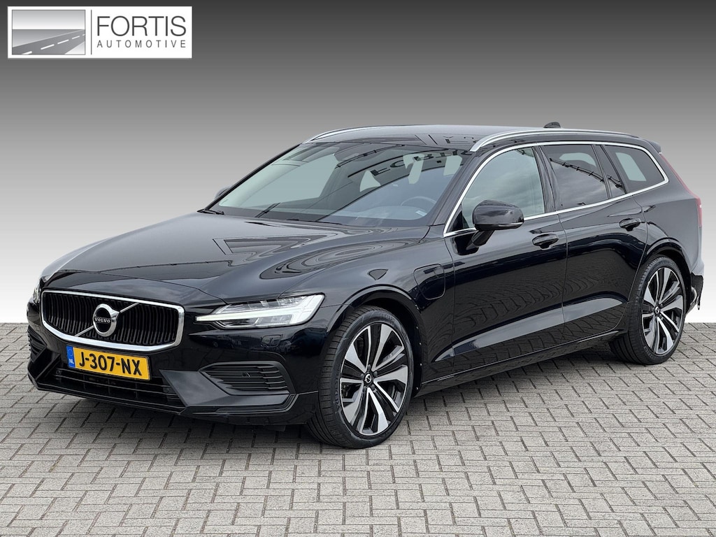 Volvo V60 2.0 T6 Twin Engine AWD Inscription TREKHAAK | STOELVERWARMING NAVI | HYBRIDE