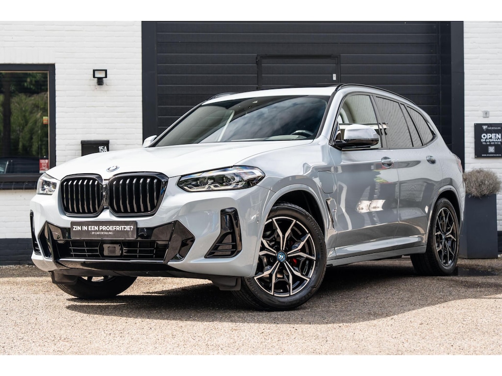 BMW X3 XDrive30e M-sport Brooklyn Grau 360 Pano HUD Trekhaak