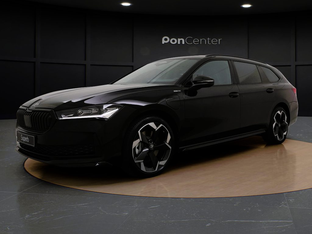 Skoda Superb Combi Sportline Business 1.5 TSI PHEV 150 kW / 204 PK | CANTON Sound | Stoelverwarming | Carplay |