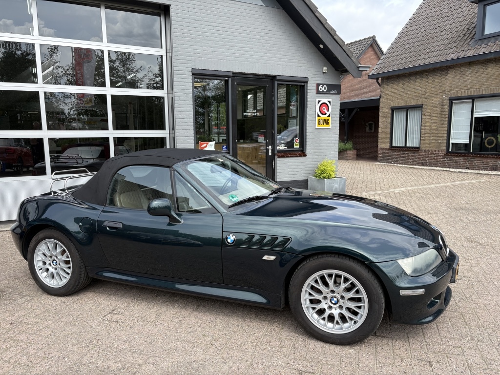BMW Z3 Roadster 6 cilinder,widebody. 2.0 S