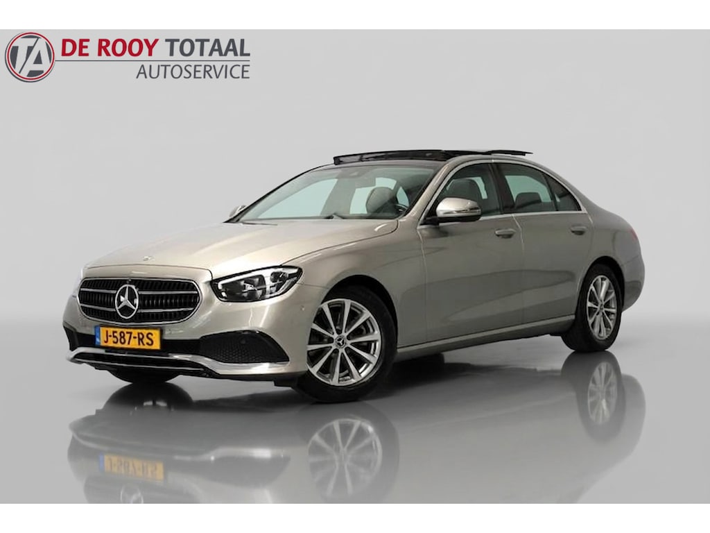 Mercedes-Benz E-klasse 200 Business Solution Avantgarde 198PK, RIJKLAAR | PANORAMADAK | SFEERVERLICHTING | DEELS LEER | STANDKACHEL